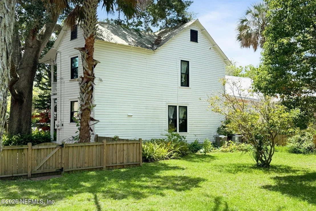 Photo of 18 LOCUST Street