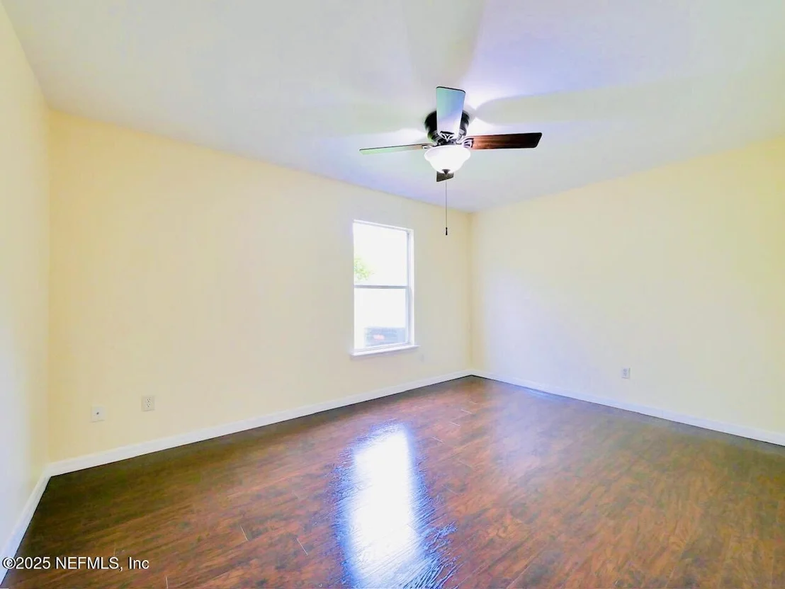 Photo of 12434 TROPIC Drive