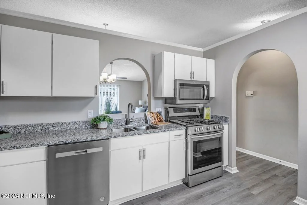 Photo of 1663 HUDDERFIELD Circle W