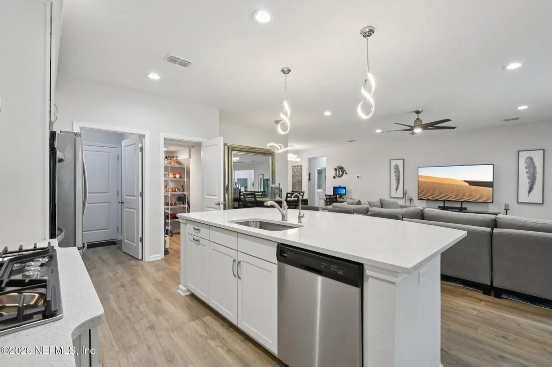 Photo of 75476 SUNBERRY Drive