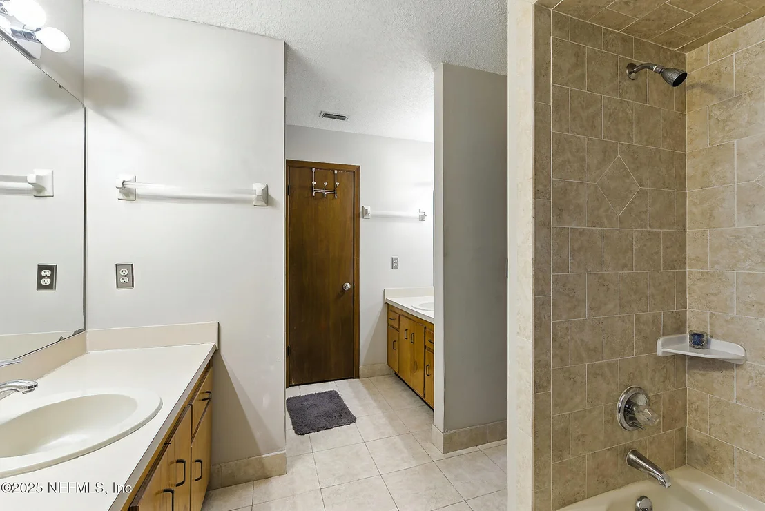 Photo of 440 SEGOVIA Drive