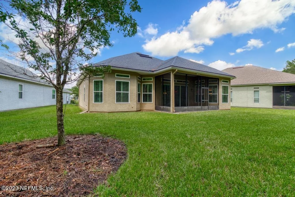 Photo of 1604 SUGAR LOAF Lane