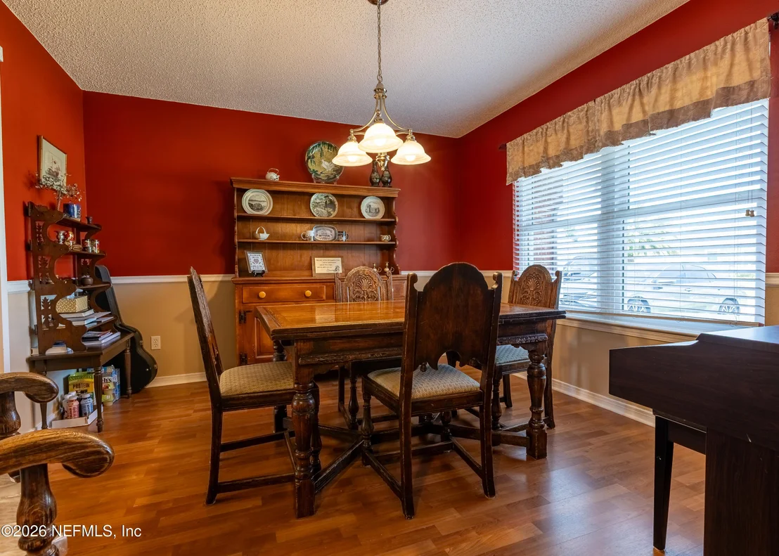Photo of 556 WHITFIELD Road