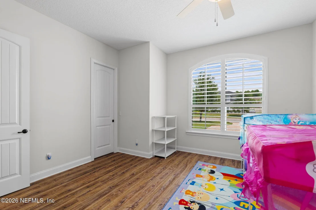 Photo of 184 KIRKSIDE Avenue