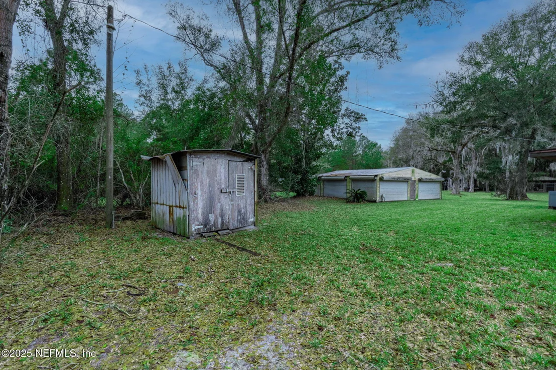 Photo of Unit C at 5705 COUNTY ROAD 208
