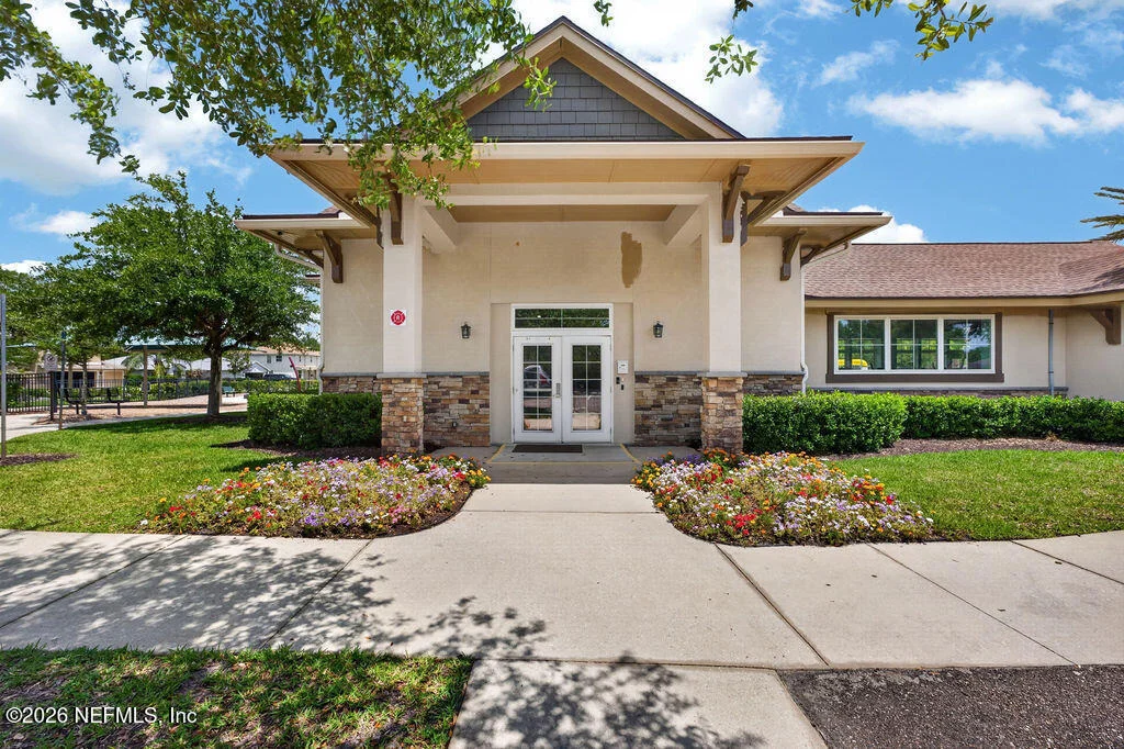 Photo of 504 KNOLLE Court