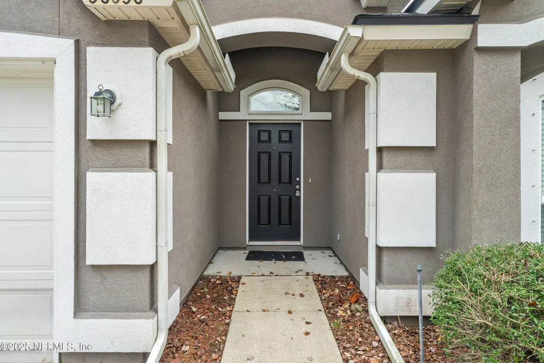 Photo of 96096 OUT CREEK Way