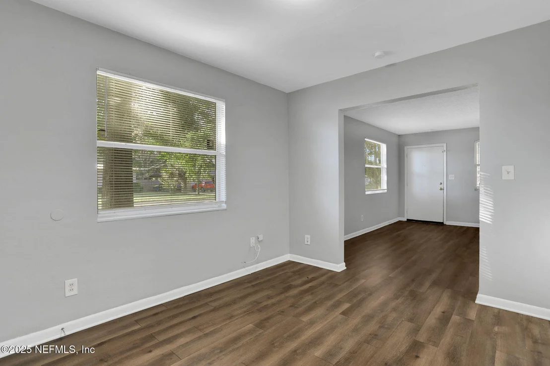 Photo of 3145 PLUMTREE Drive