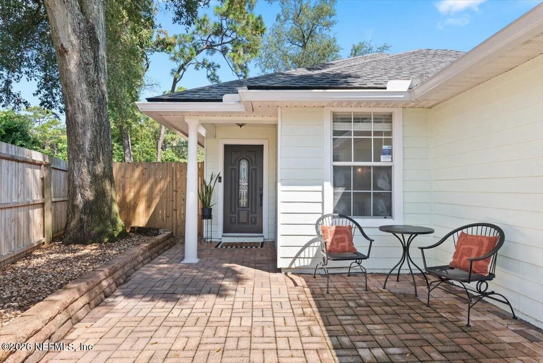Photo of 7611 LEAFY FOREST Way