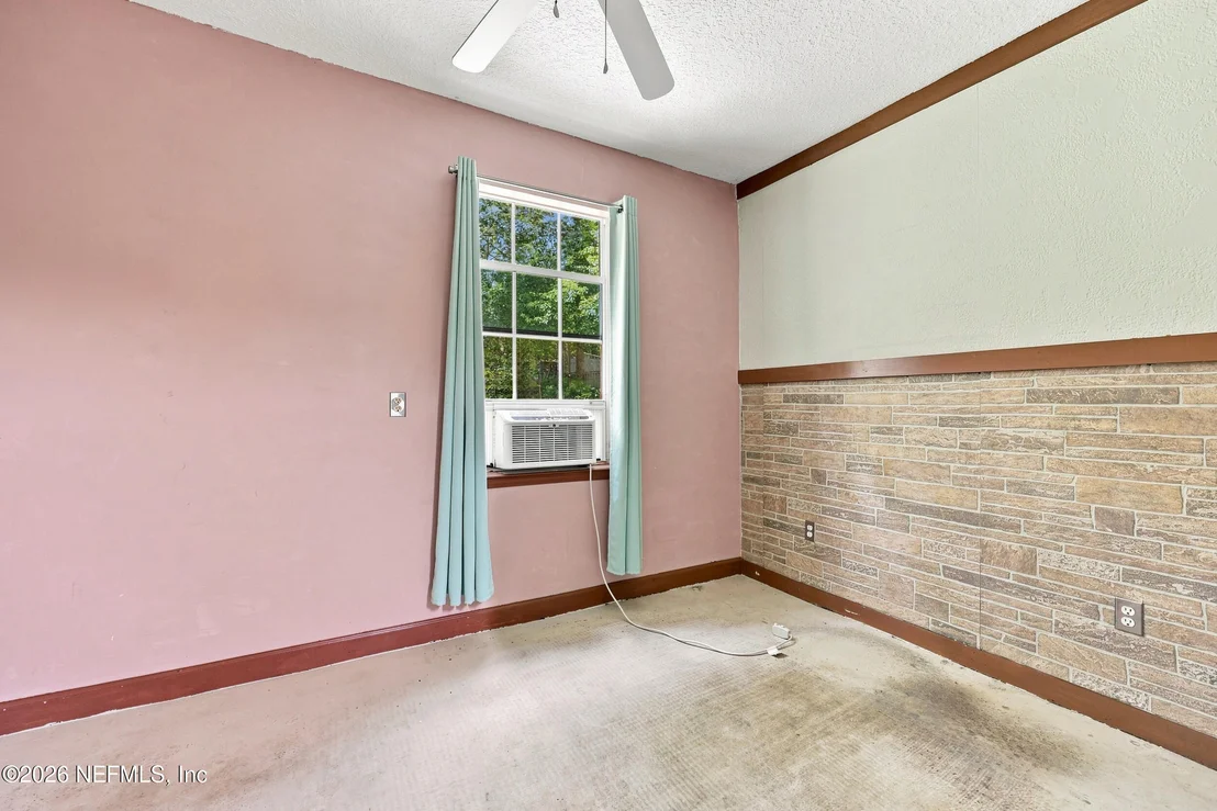 Photo of 710 RENFRO Road