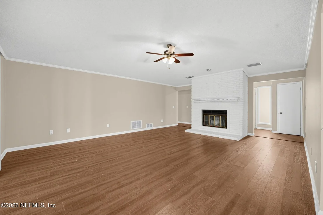 Photo of 977 SANDSTONE Drive