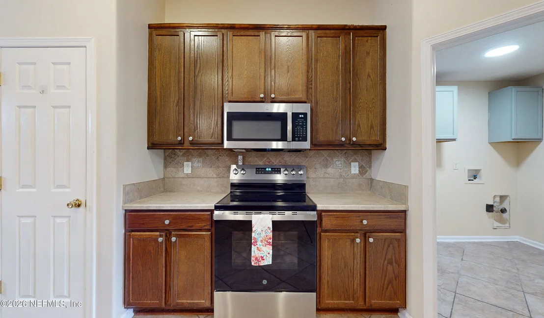 Photo of 4032 EDGELAND Trail