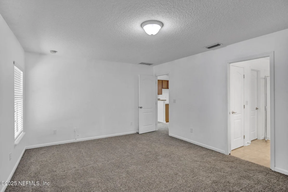 Photo of 6719 ROYAL LEAF Lane
