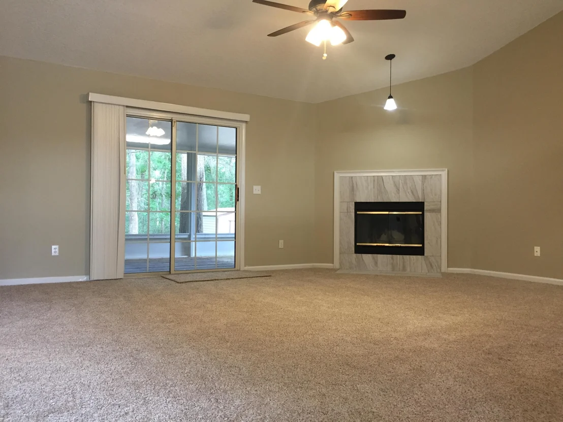 Photo of 952 LONG LAKE Drive