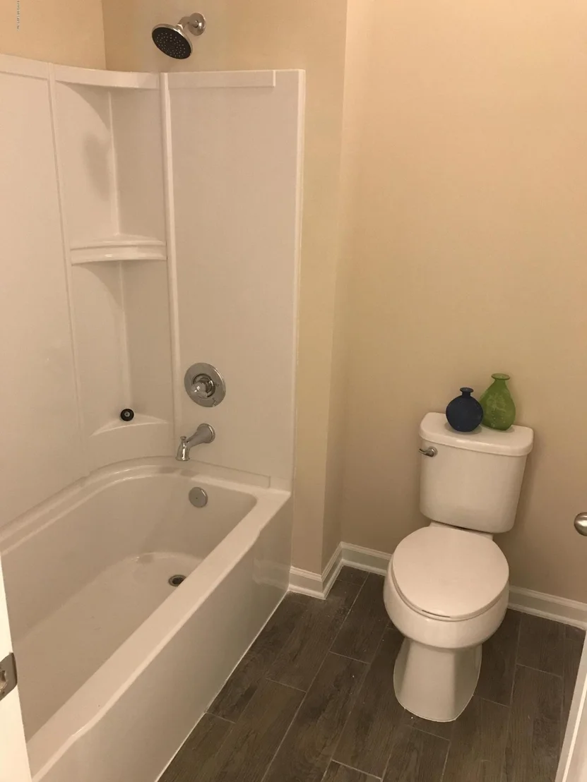 Photo of 114 FREMONT Avenue