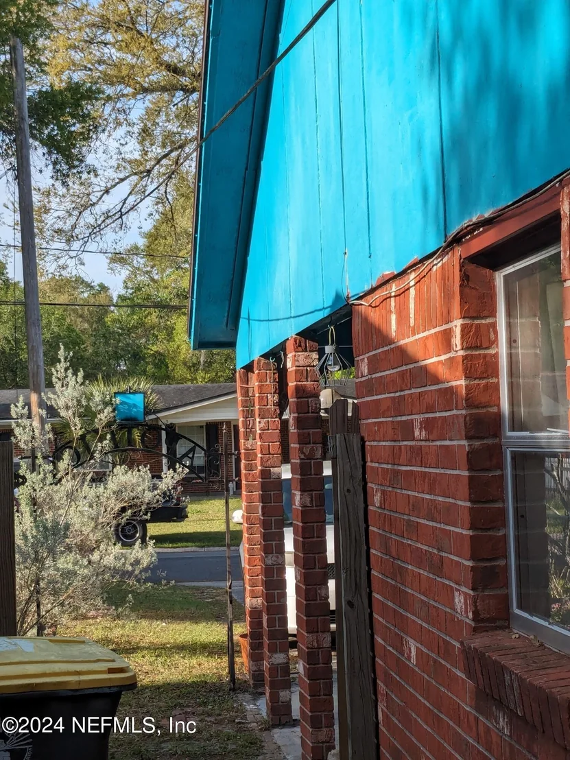 Photo of 7448 LEROY Drive