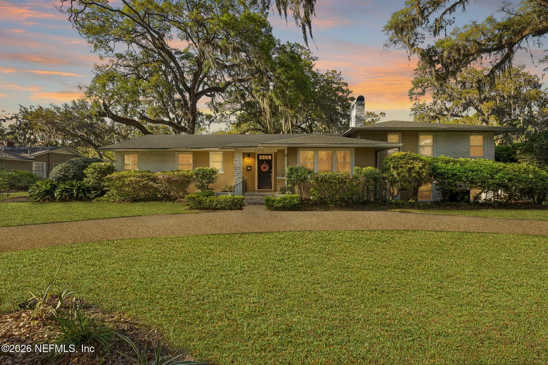 Photo of 4226 FOREST PARK Road