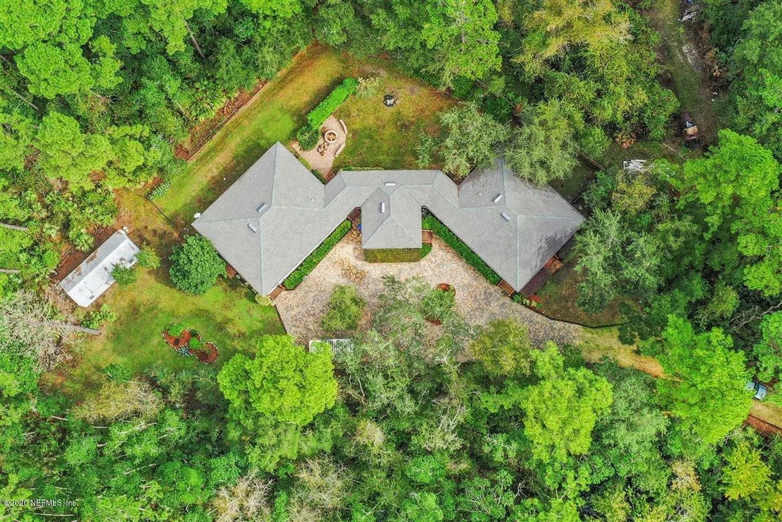 Photo of 8205 OAK BLUFF Road