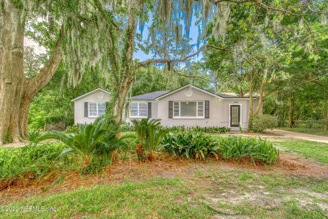 Photo of 1447 LAWRENCE Place