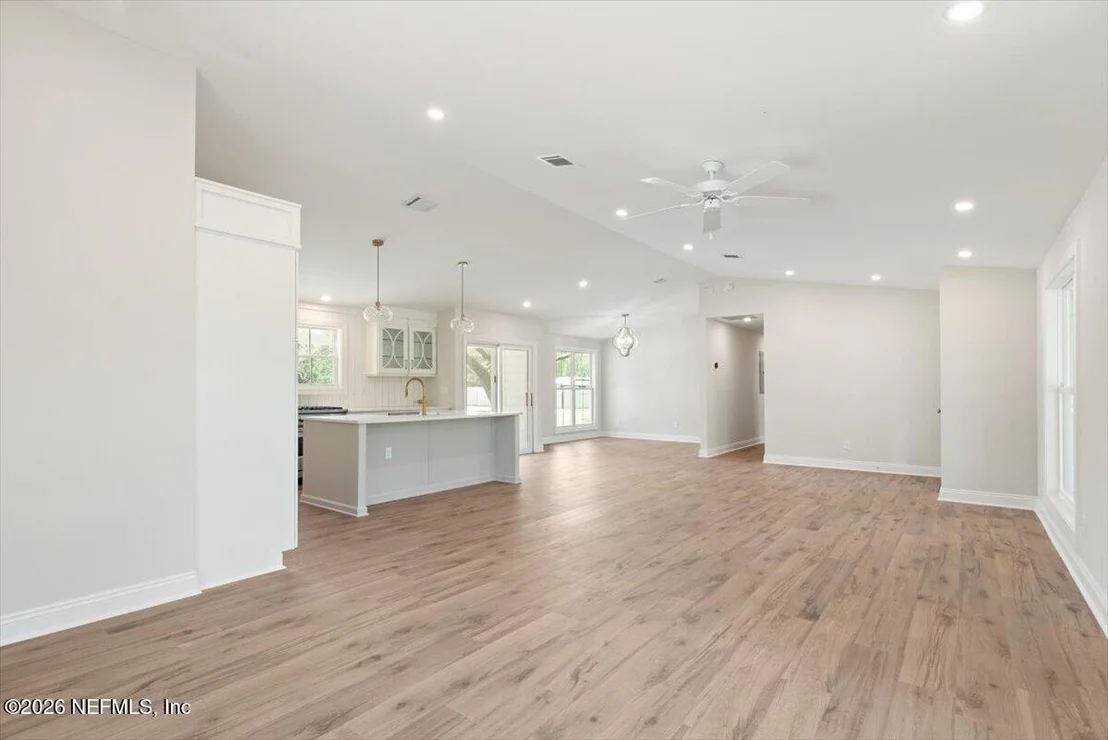 Photo of 85142 CREWS Road