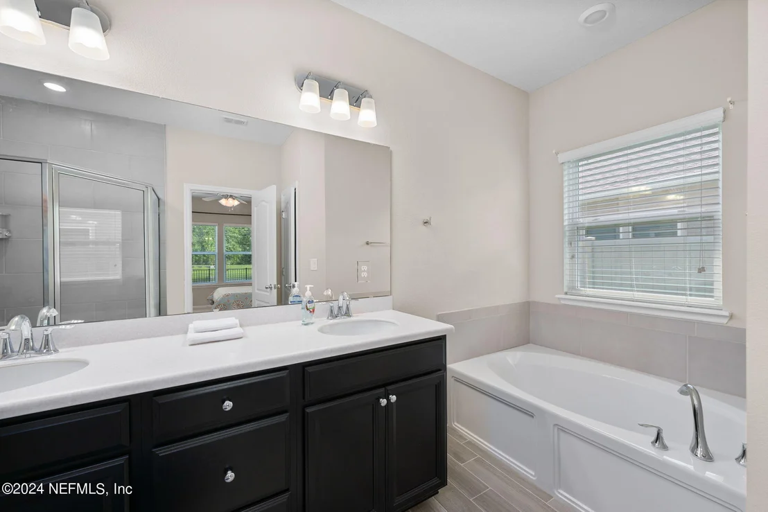 Photo of 6966 LONGLEAF BRANCH Drive