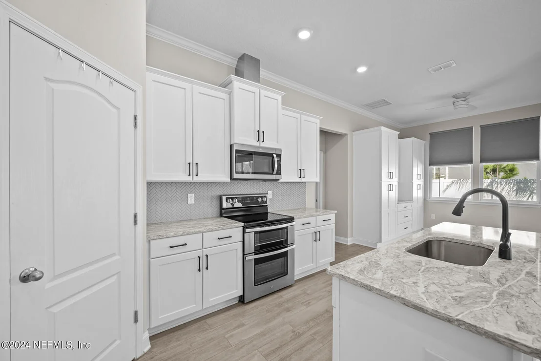 Photo of 306 GRANITE Avenue