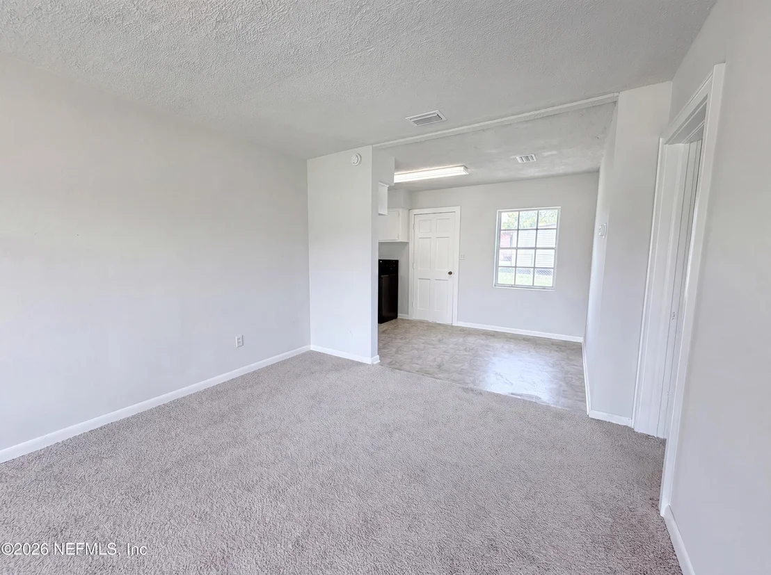 Photo of 3201 WEAVER Road