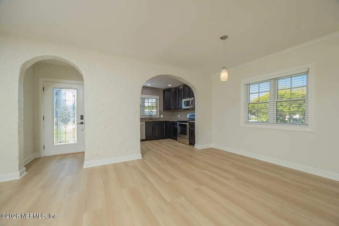 Photo of 310 ANDREAS Street