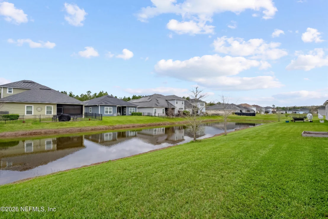 Photo of 635 SYCAMORE Way