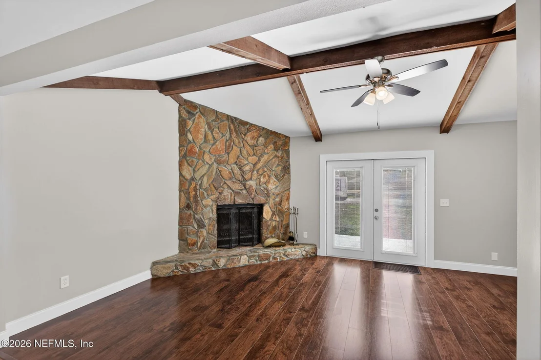 Photo of 8294 COLLINS Road
