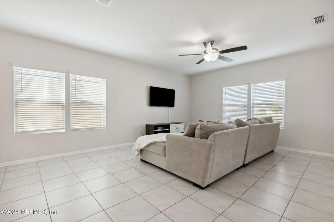 Photo of 86189 MAINLINE Road