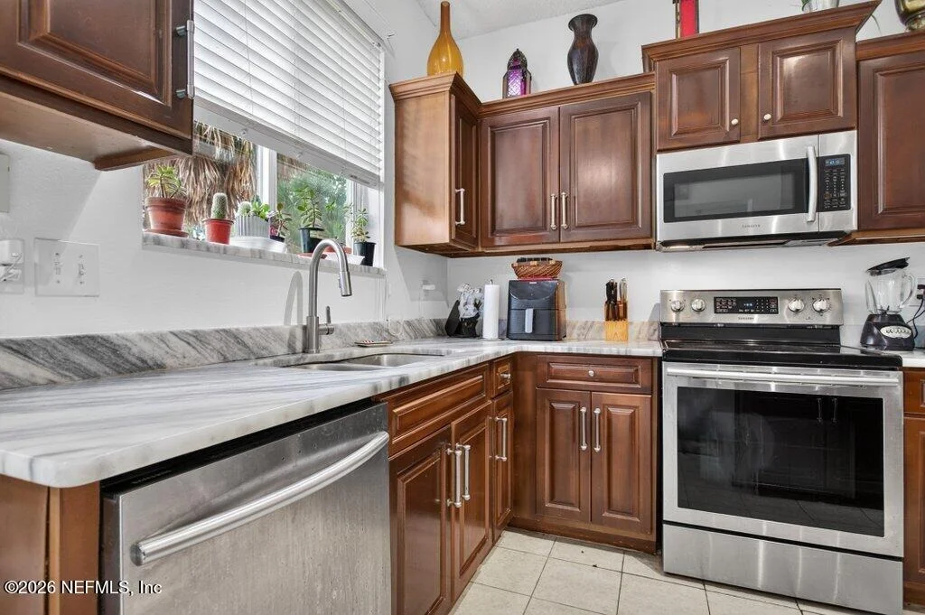 Photo of 15 RYKER Lane