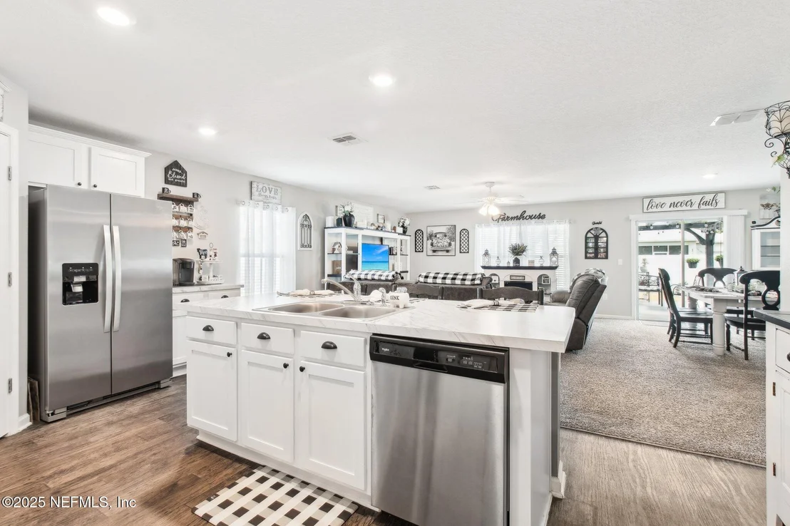 Photo of 17 BIRCHFIELD Place