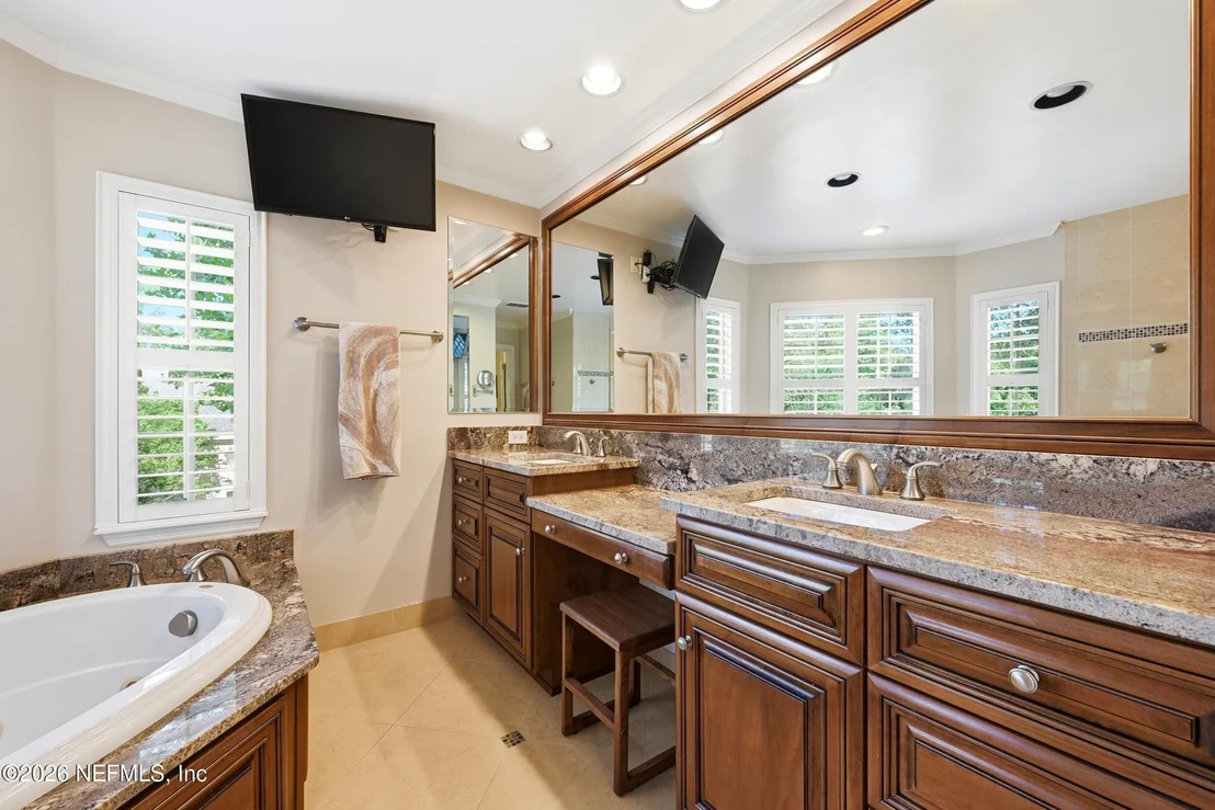 Photo of 12641 MANDARIN Road