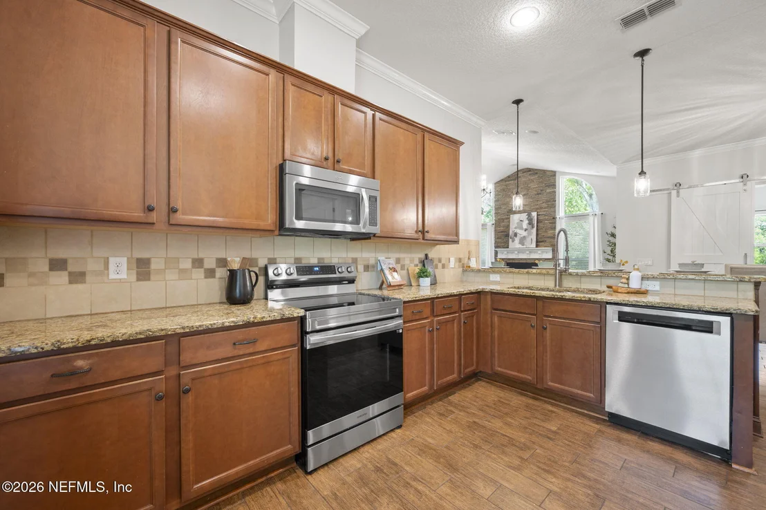 Photo of 5187 FARM CREEK Road