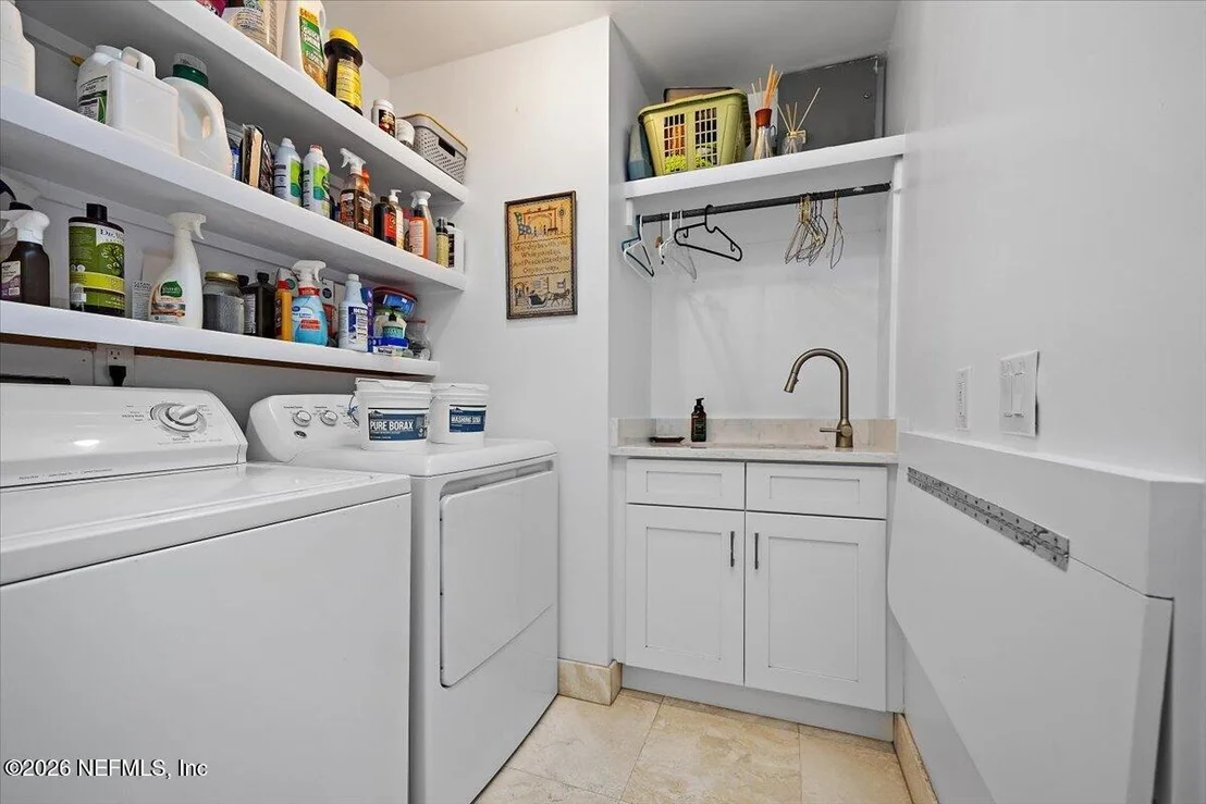 Photo of 3008 FOREST Circle