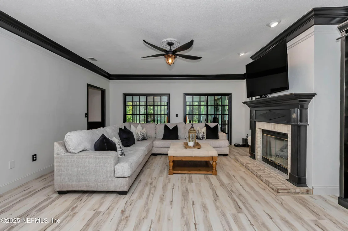 Photo of 9 FOREST VIEW Way