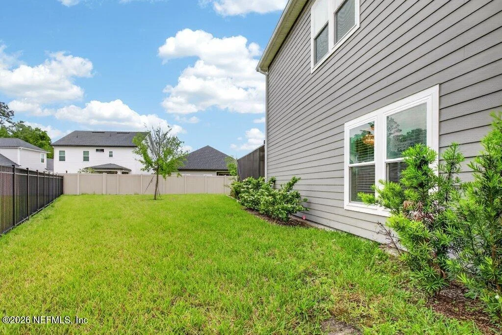 Photo of 21 YARDLEY Court