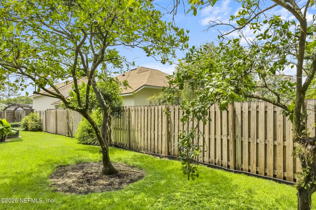Photo of 784 W DEVONHURST Lane