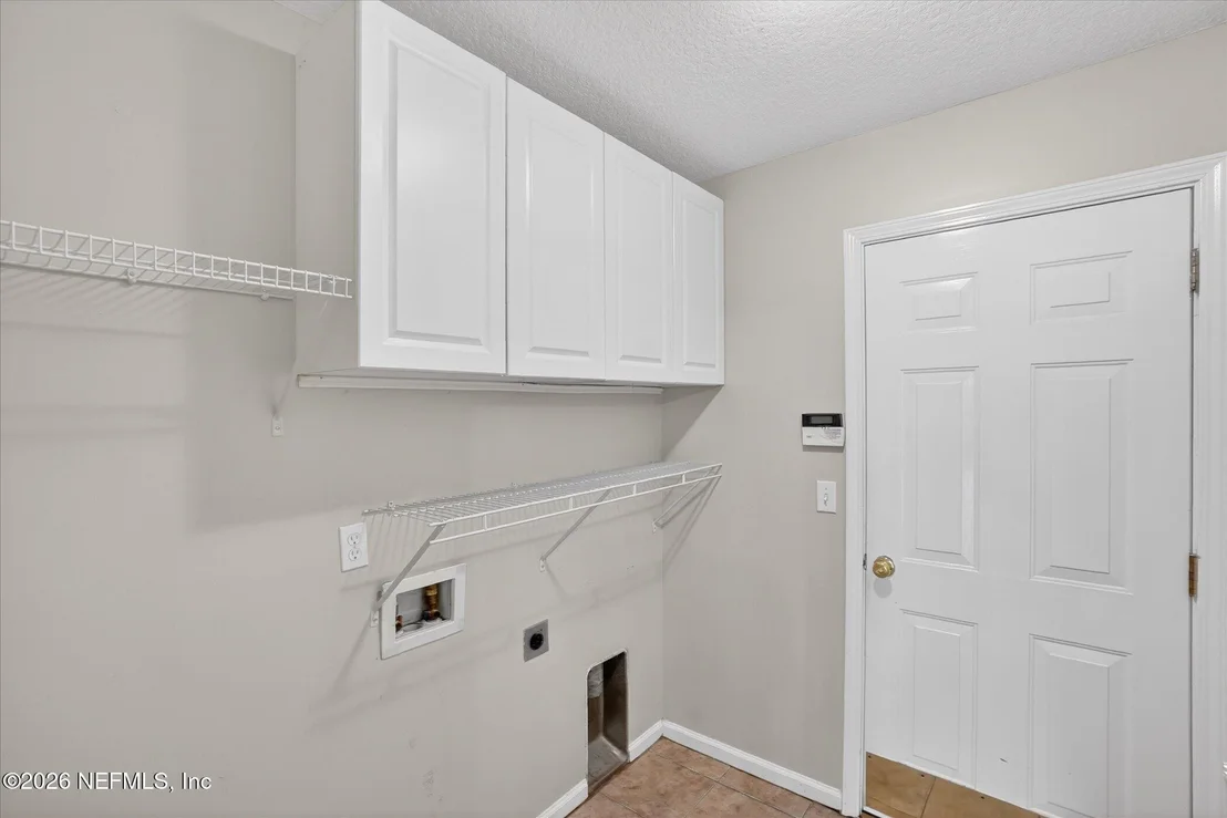 Photo of 1412 WALNUT CREEK Drive
