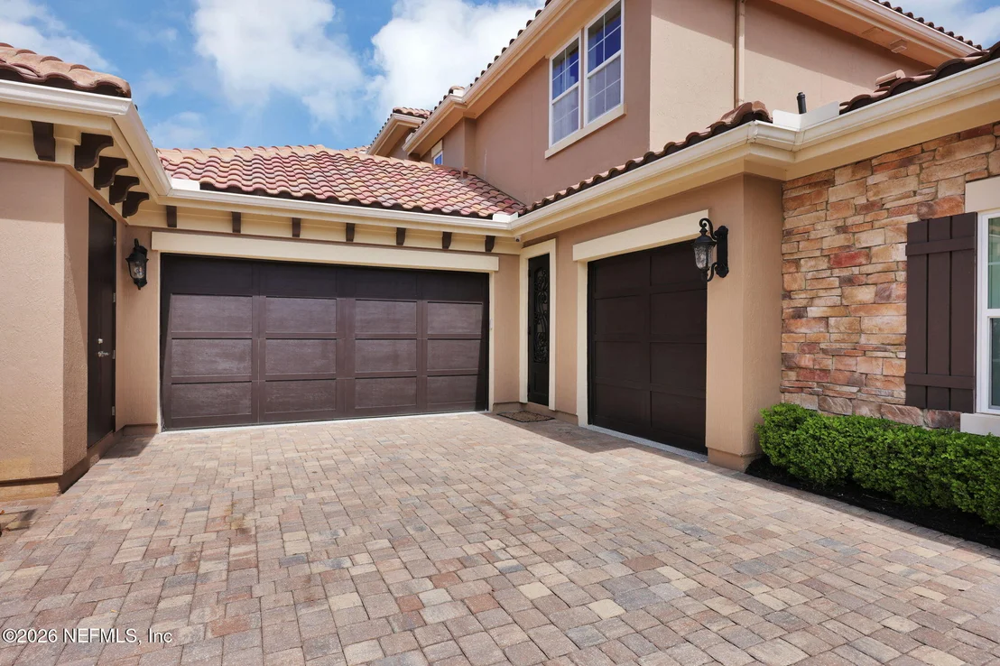 Photo of 449 DEER VALLEY Drive