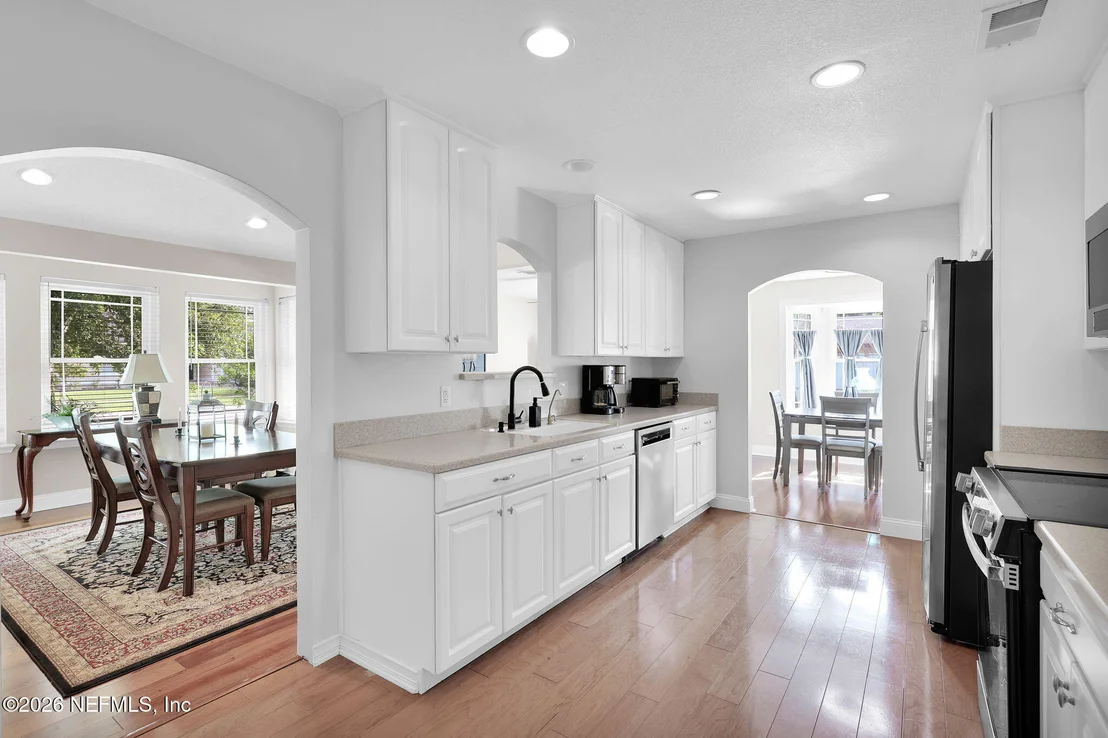 Photo of 10164 BEAR VALLEY Road