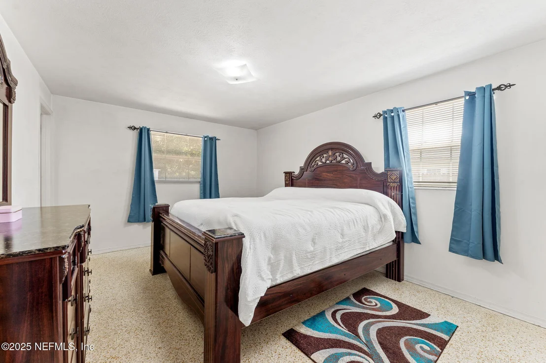 Photo of 4047 SCHIRRA Drive