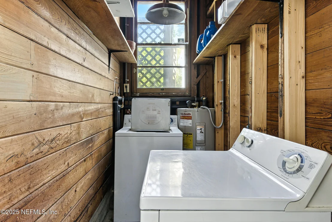 Photo of 1518 PARRISH Place
