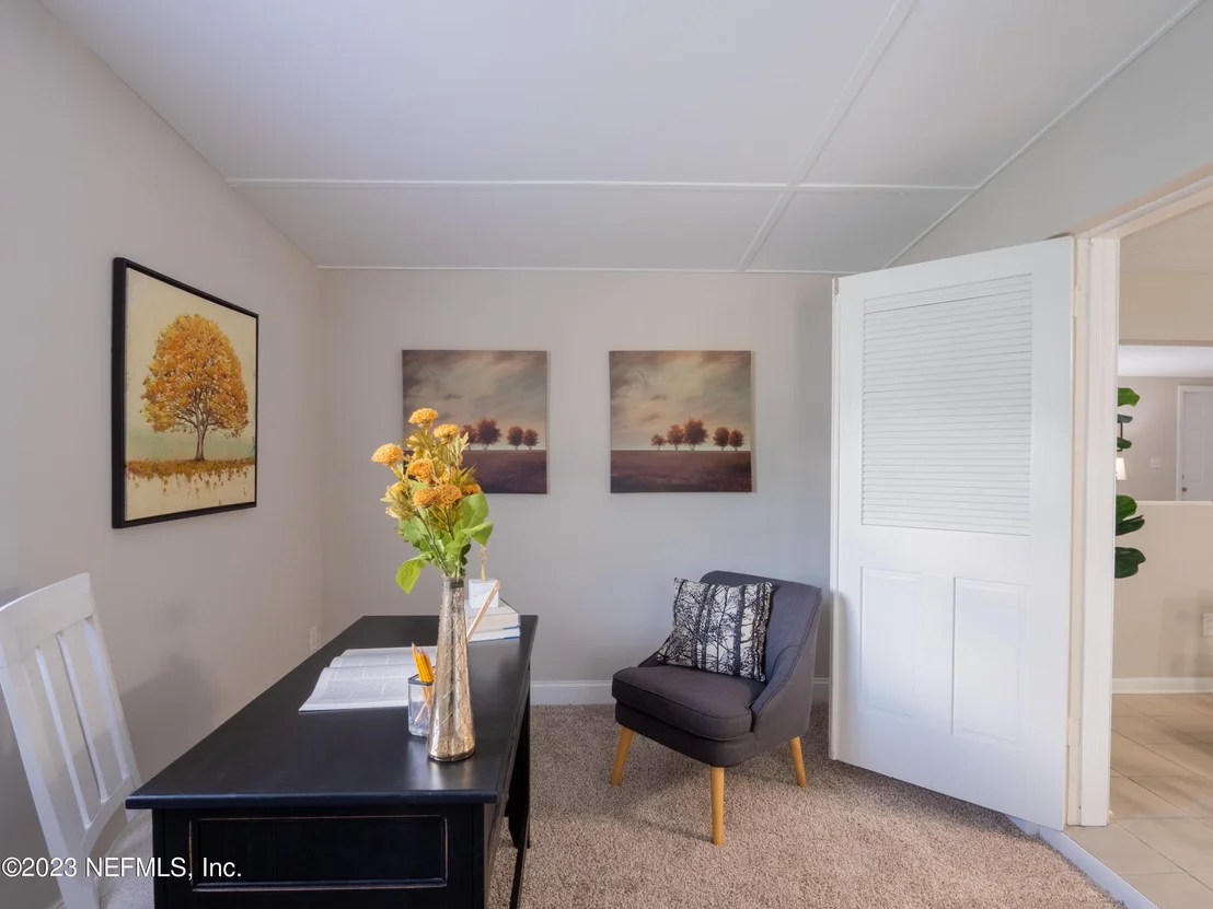 Photo of 8605 MATHONIA Avenue