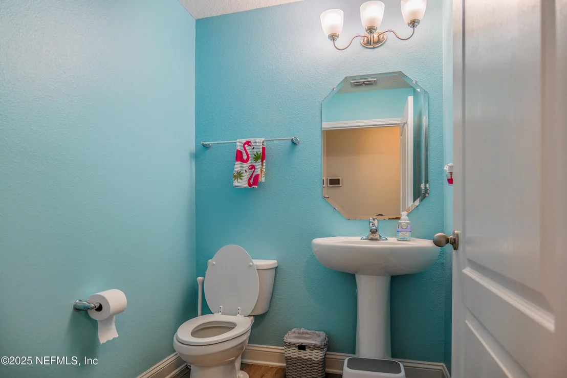 Photo of 310 CEDARSTONE Way