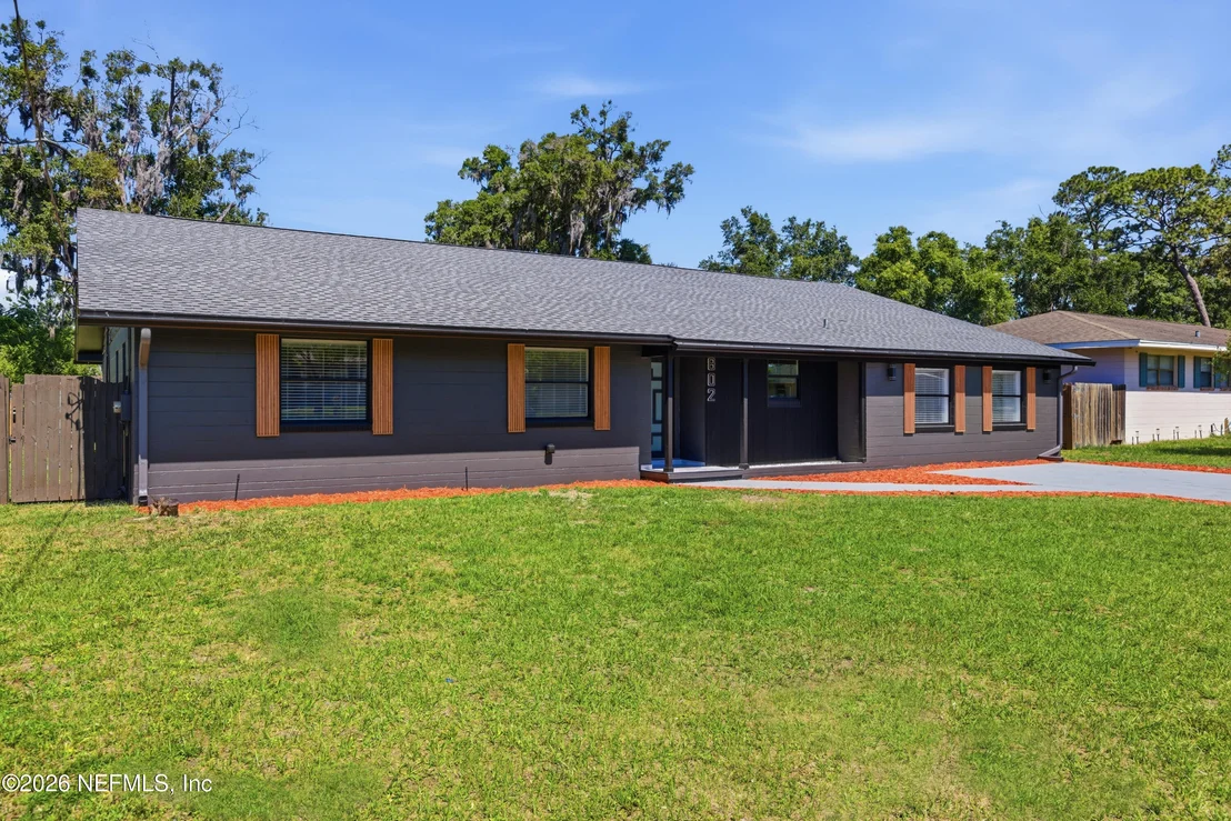 Photo of 802 ANTIGUA Road