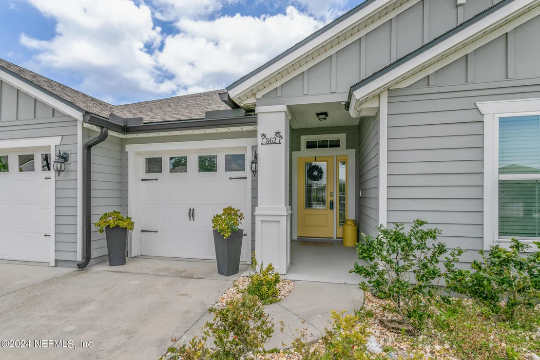 Photo of 362 CEDARSTONE Way