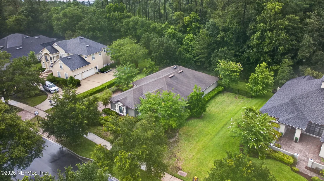 Photo of 2080 CROWN Drive