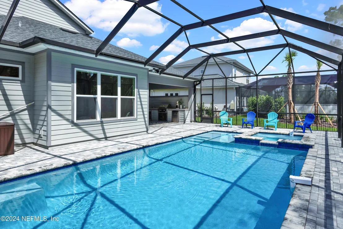 Photo of 10385 SILVERBROOK Trail